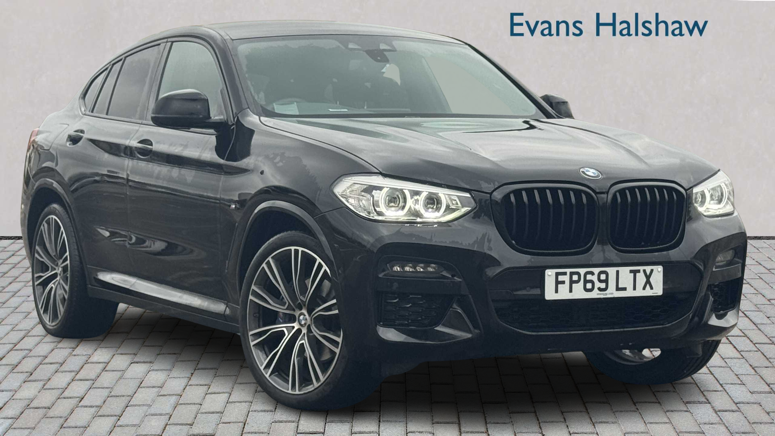 Main listing image - BMW X4