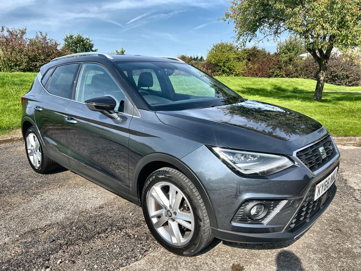 Main listing image - SEAT Arona