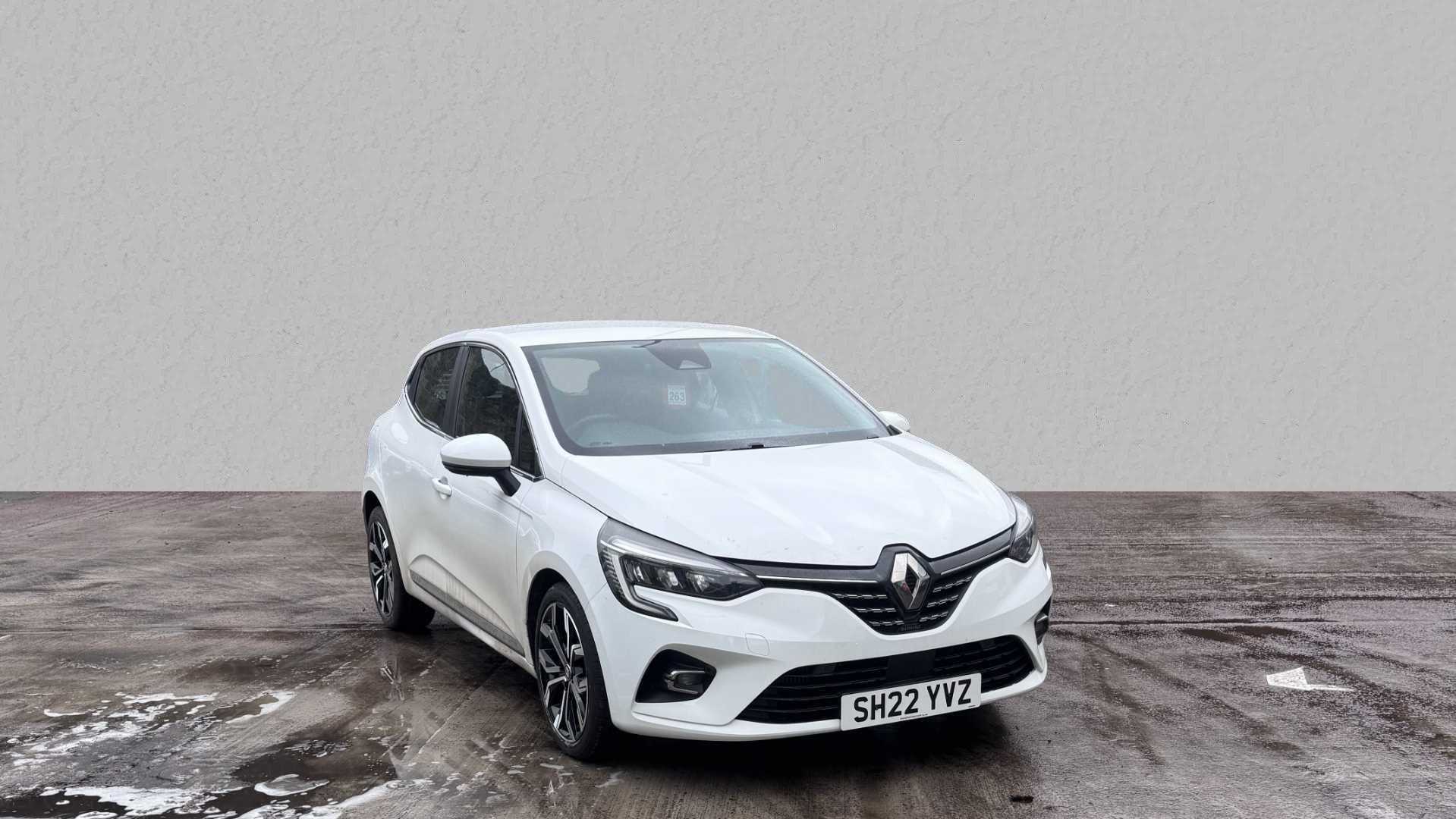 Main listing image - Renault Clio