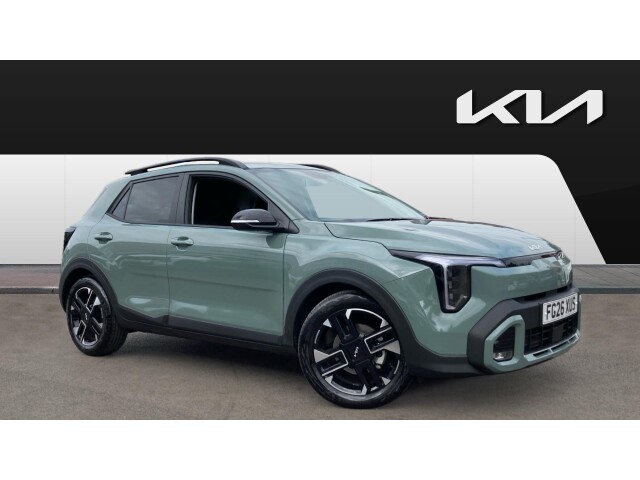 Main listing image - Kia Stonic