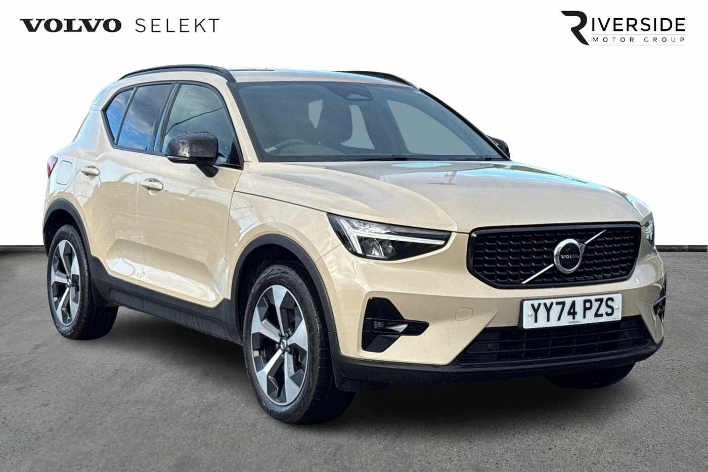 Main listing image - Volvo XC40