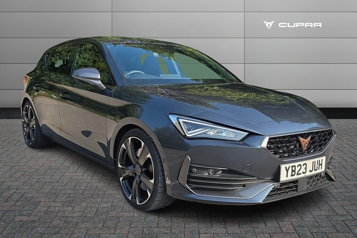 Main listing image - Cupra Leon