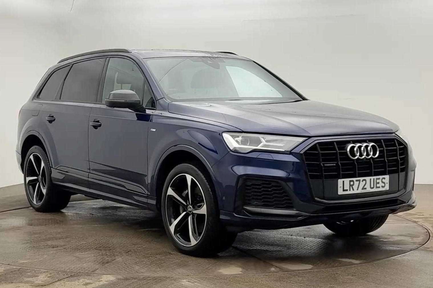 Main listing image - Audi Q7