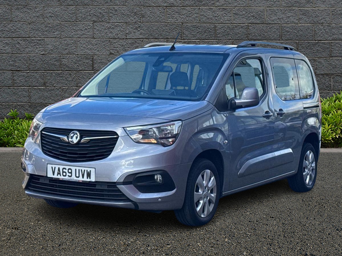 Main listing image - Vauxhall Combo Life