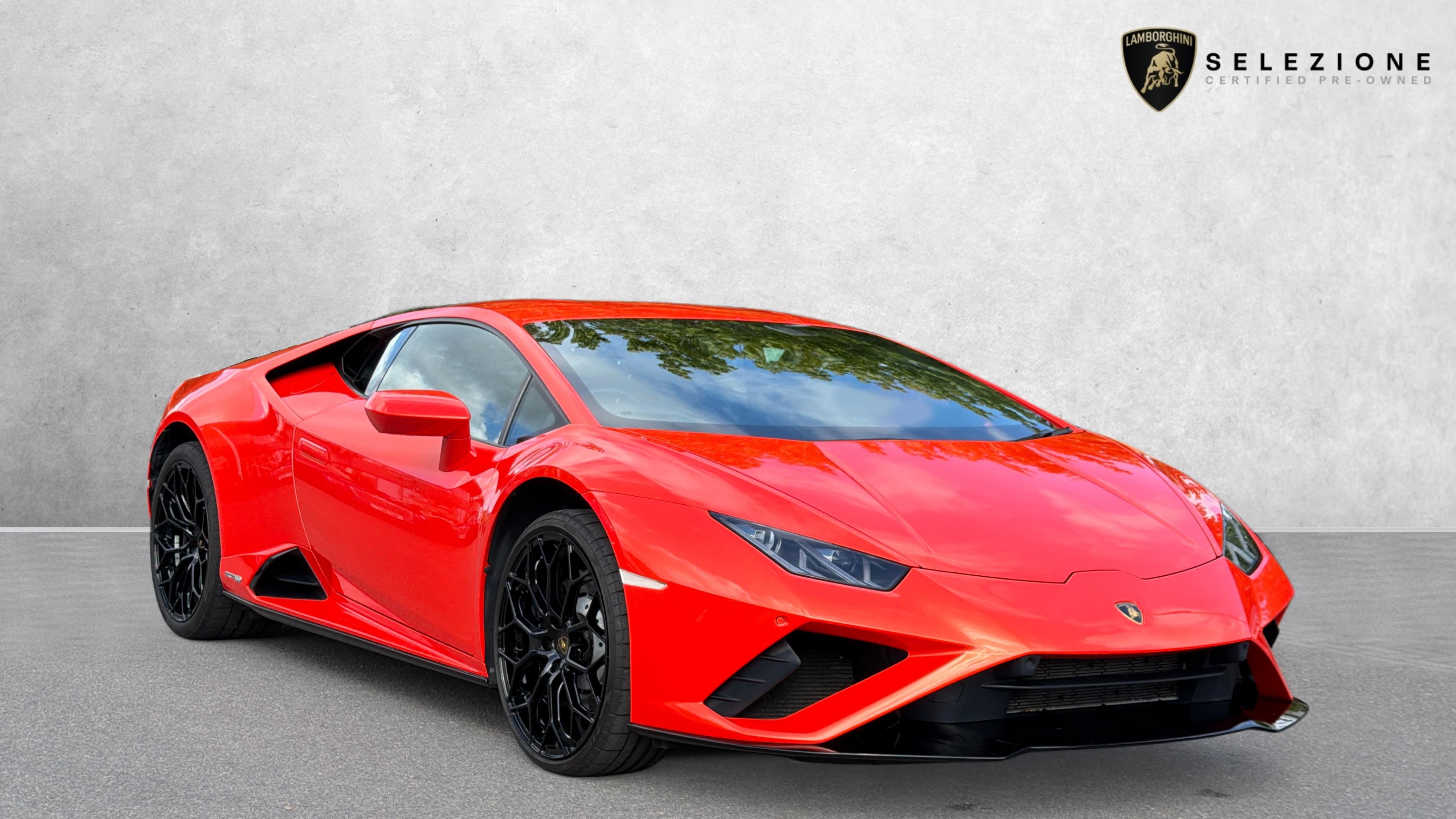 Main listing image - Lamborghini Huracan