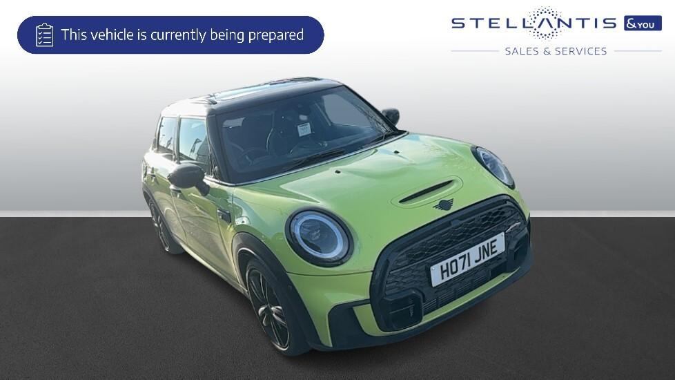 Main listing image - MINI Hatchback 5dr