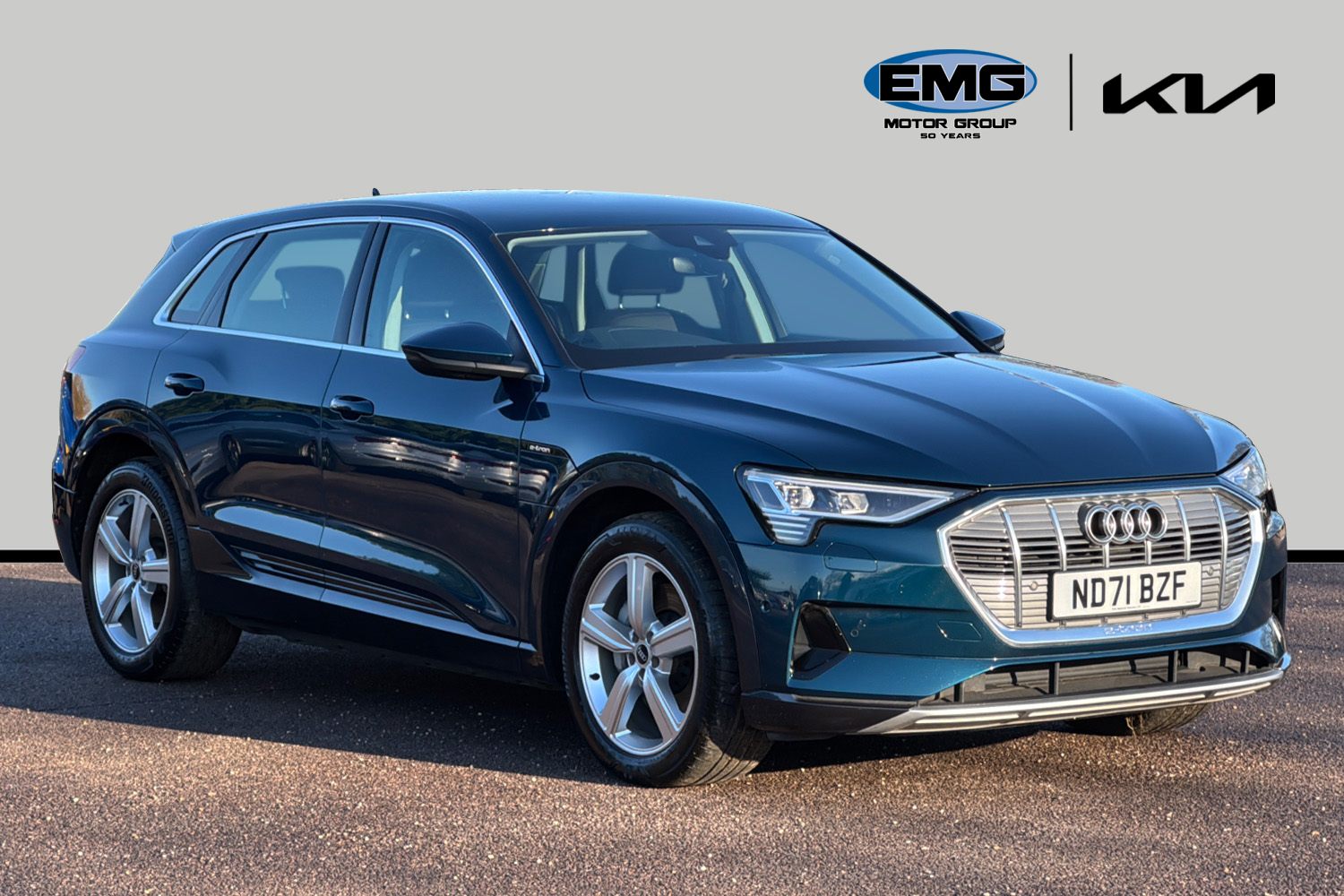 Main listing image - Audi e-tron