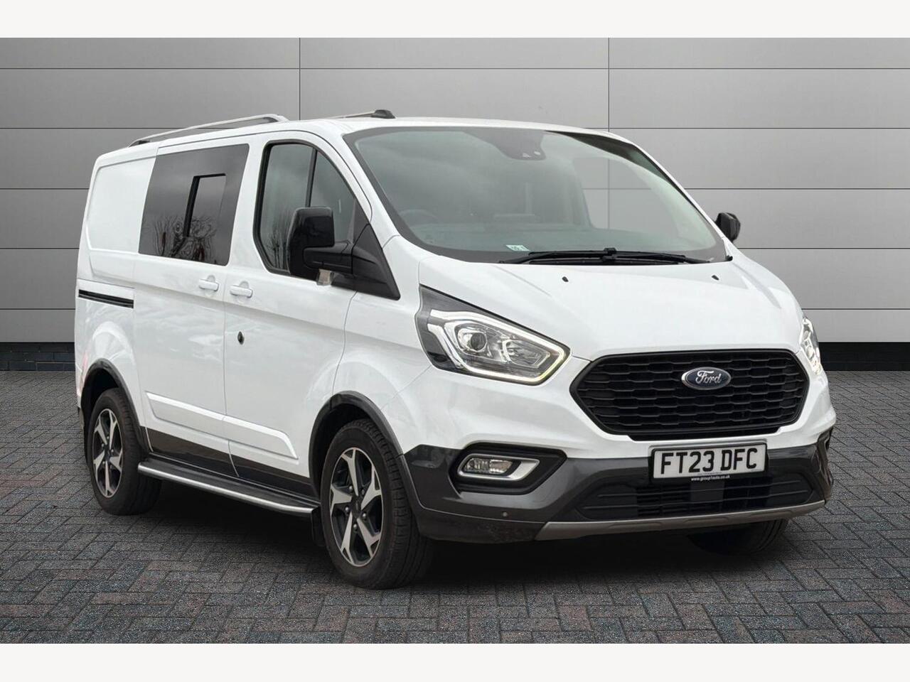 Main listing image - Ford Transit Custom