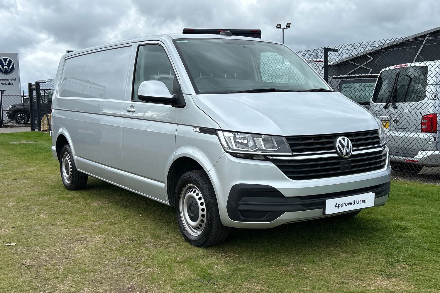 Main listing image - Volkswagen Transporter