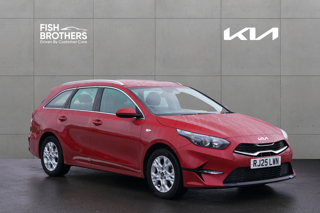 Main listing image - Kia Ceed SW