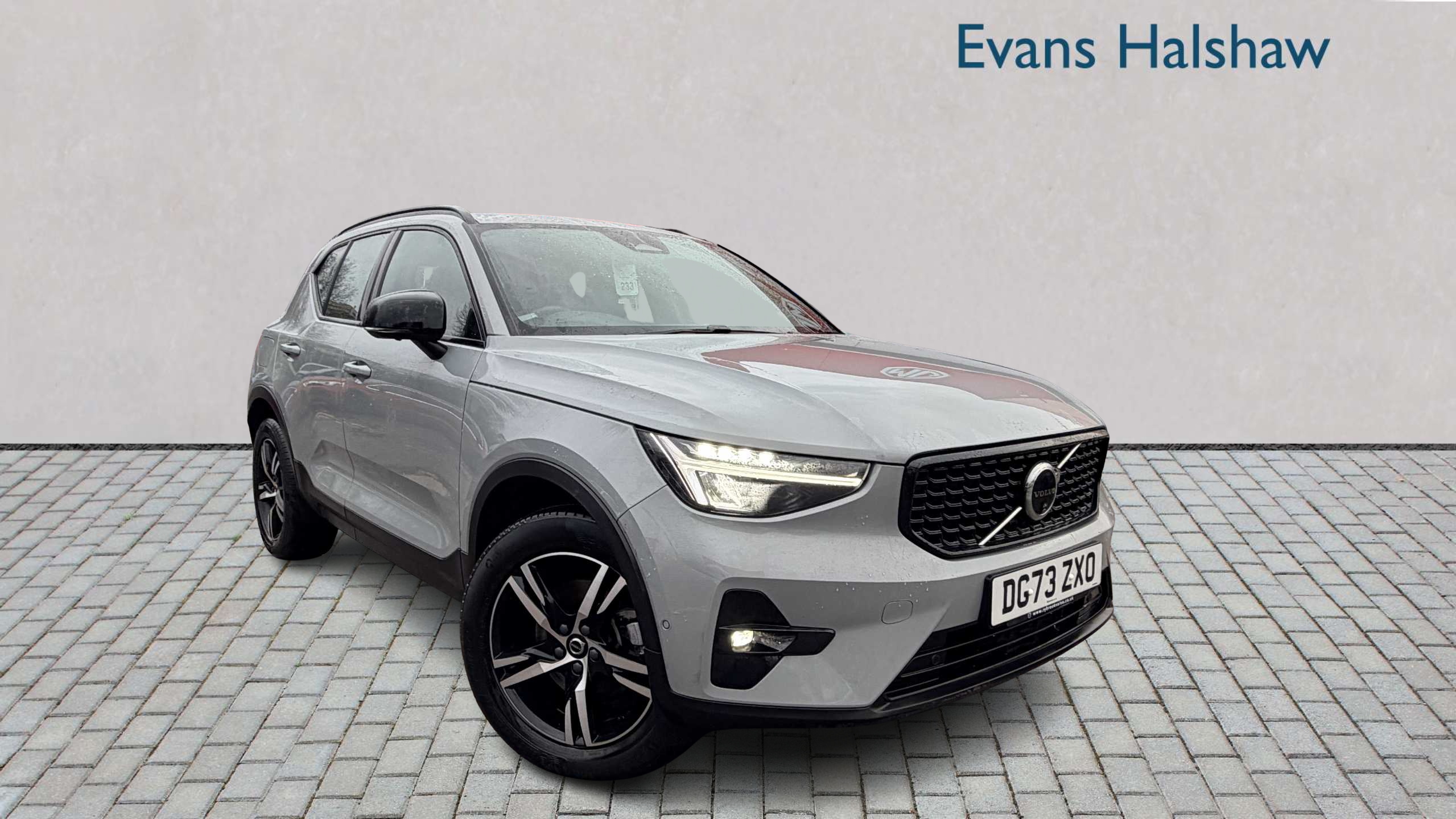 Main listing image - Volvo XC40