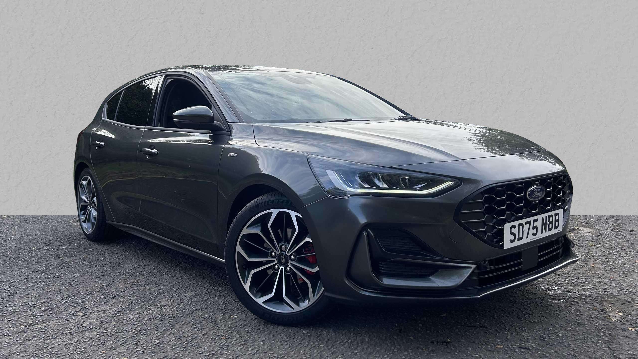 Main listing image - Ford Focus