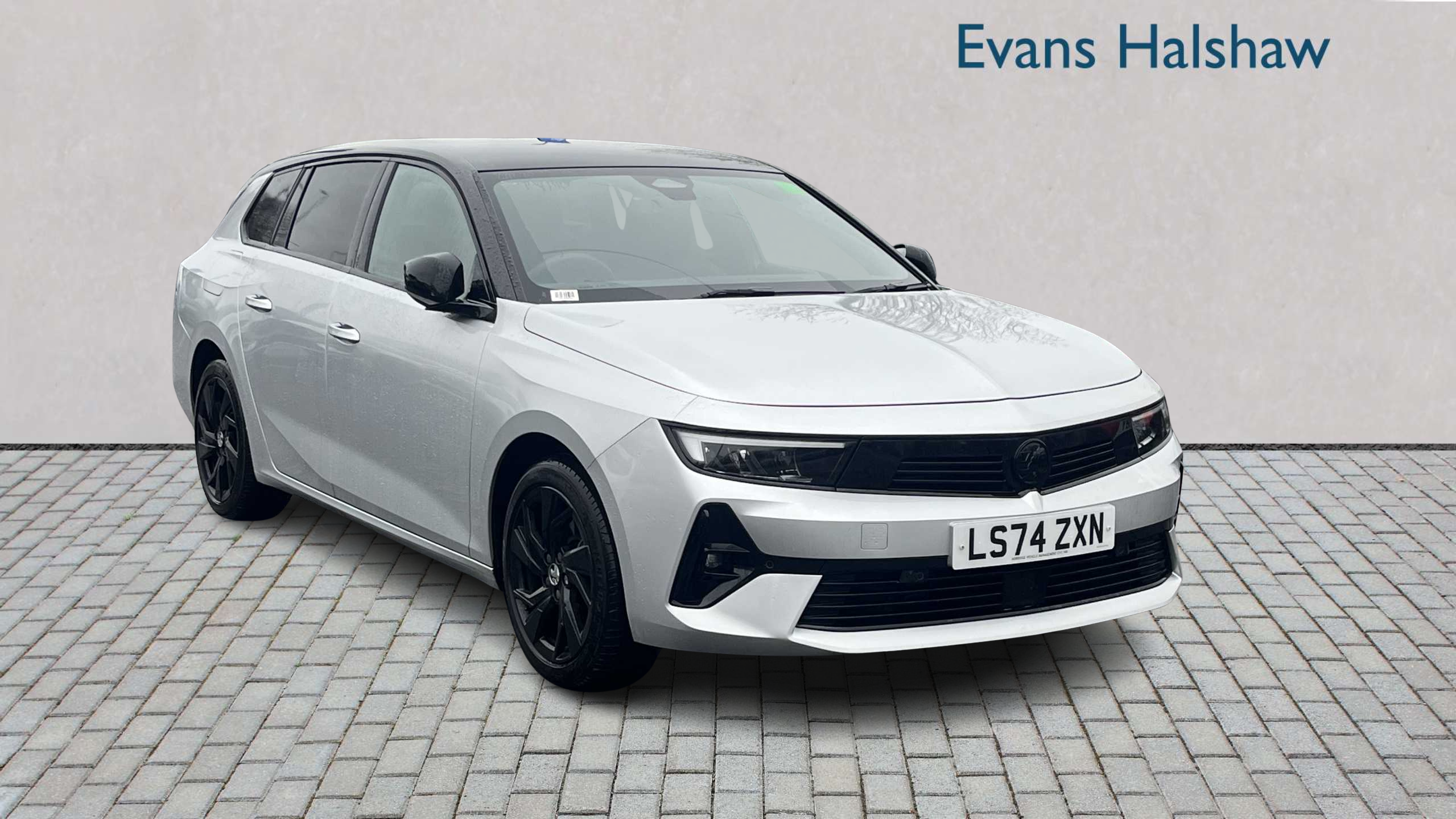 Main listing image - Vauxhall Astra Sports Tourer