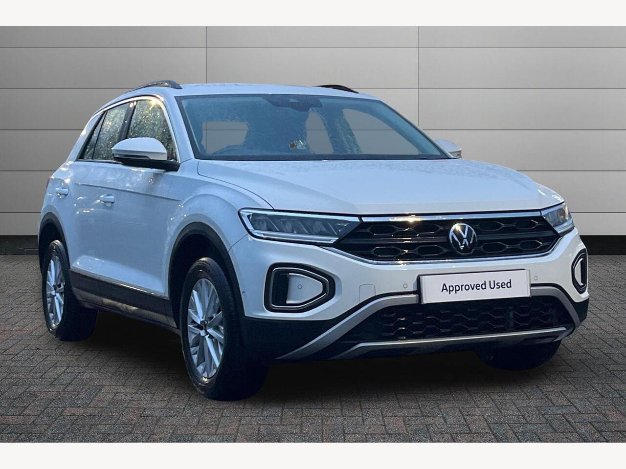 Main listing image - Volkswagen T-Roc
