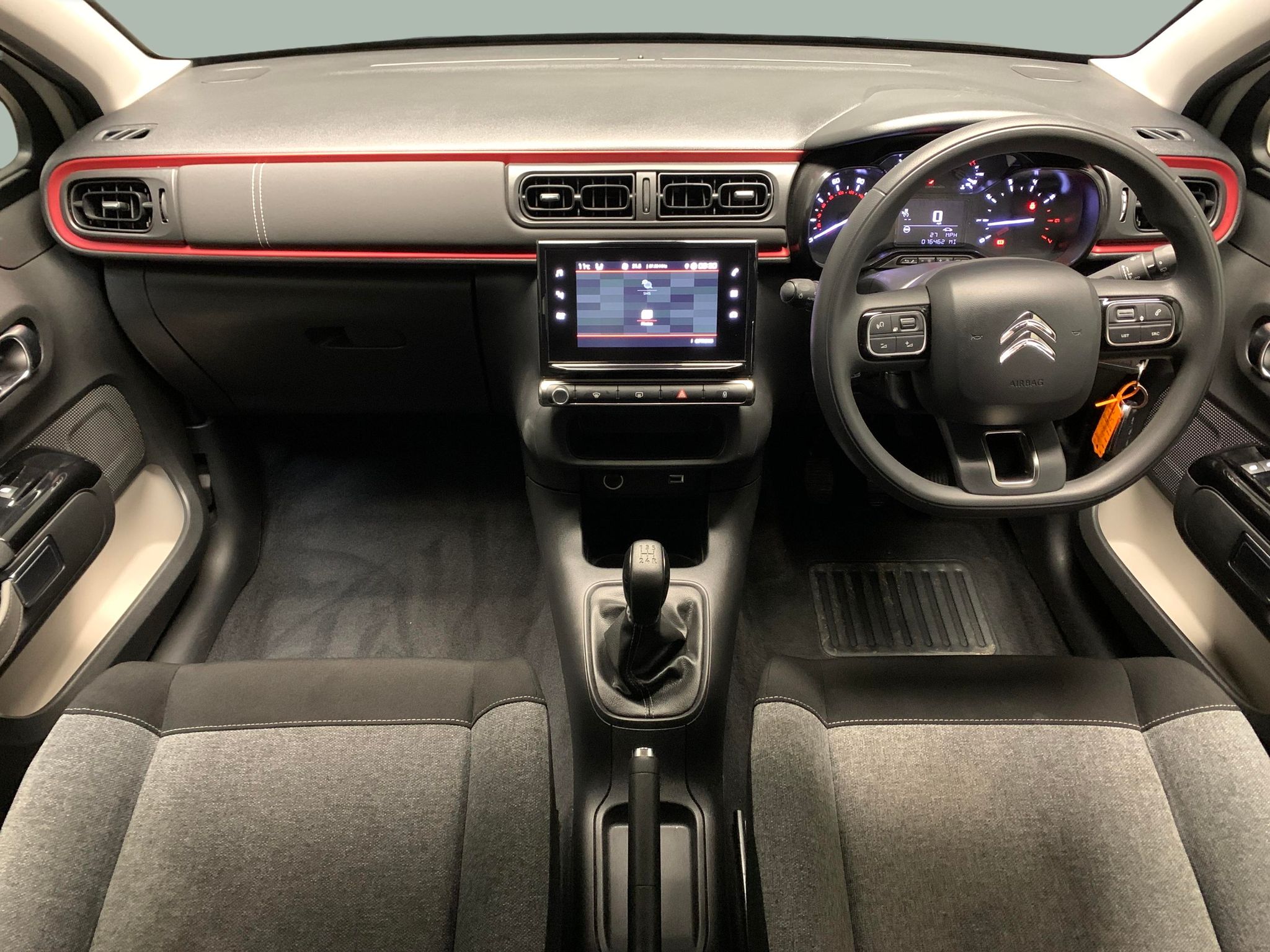 Main listing image - Citroen C3