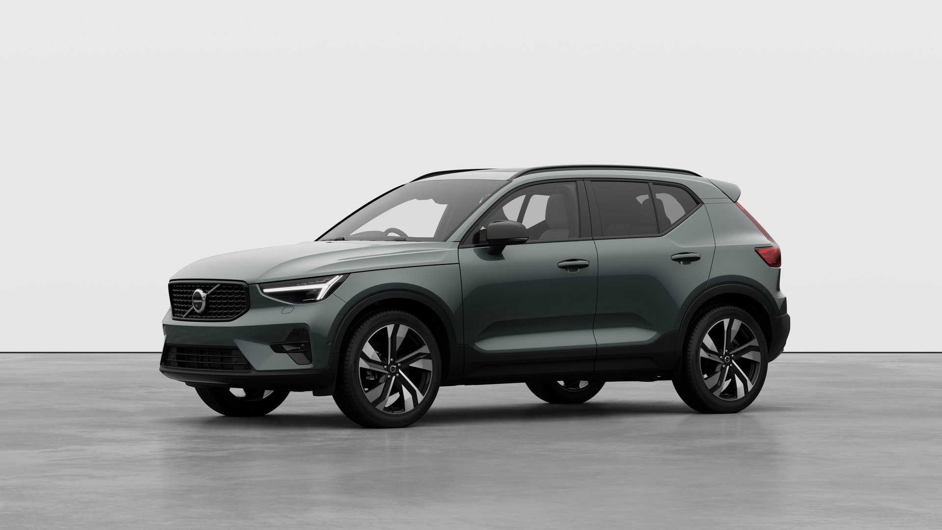 Main listing image - Volvo XC40