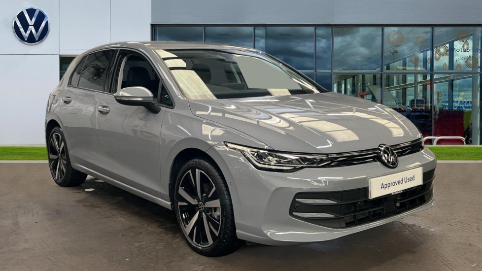 Main listing image - Volkswagen Golf