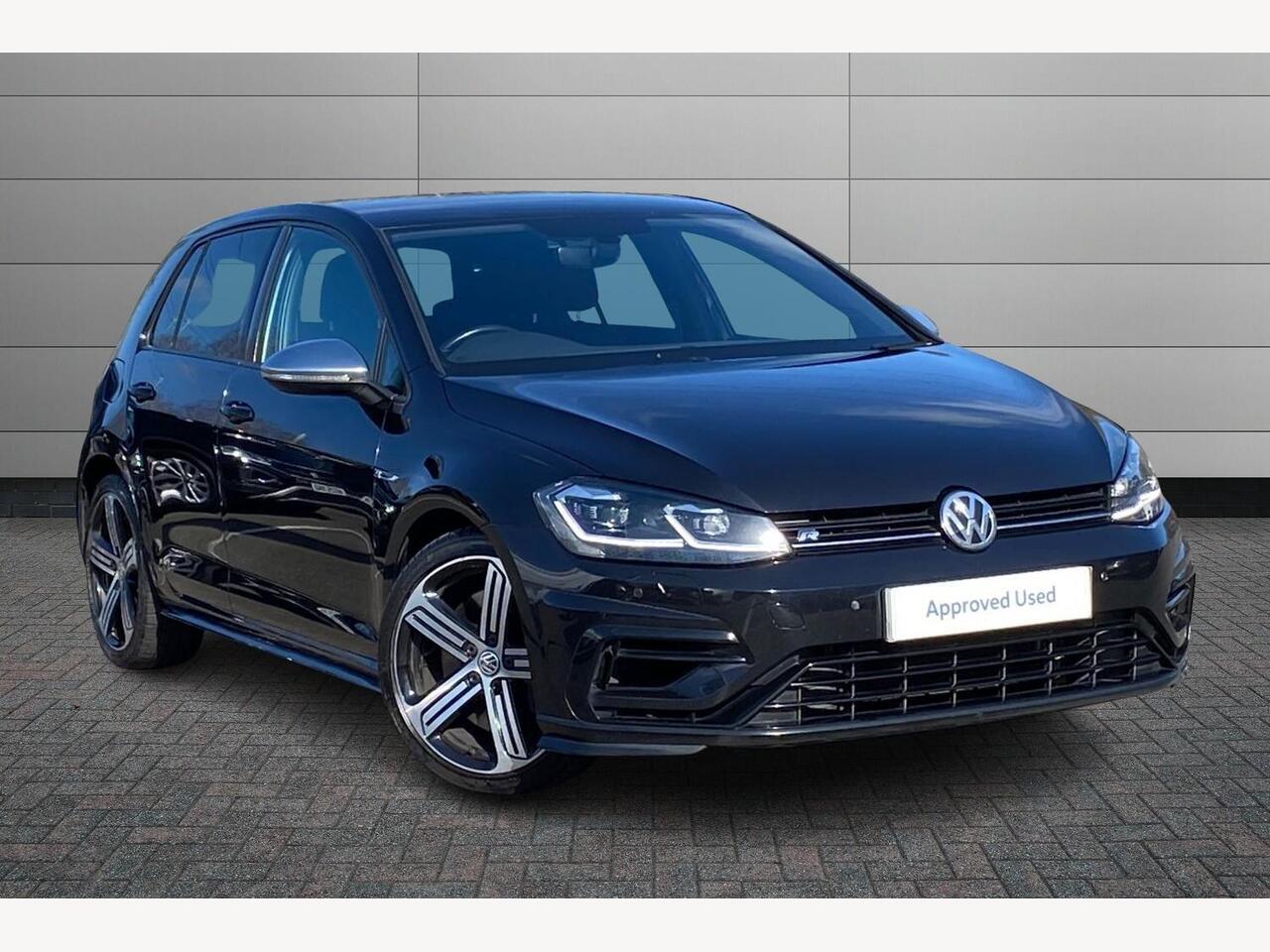 Main listing image - Volkswagen Golf R