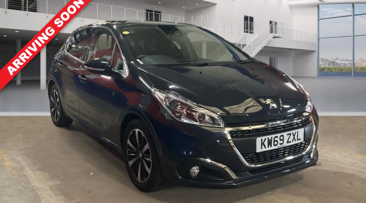 Main listing image - Peugeot 208