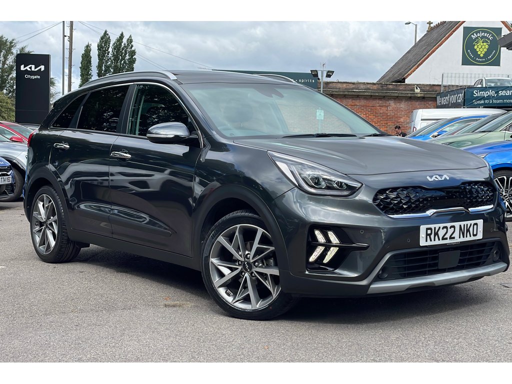 Main listing image - Kia Niro