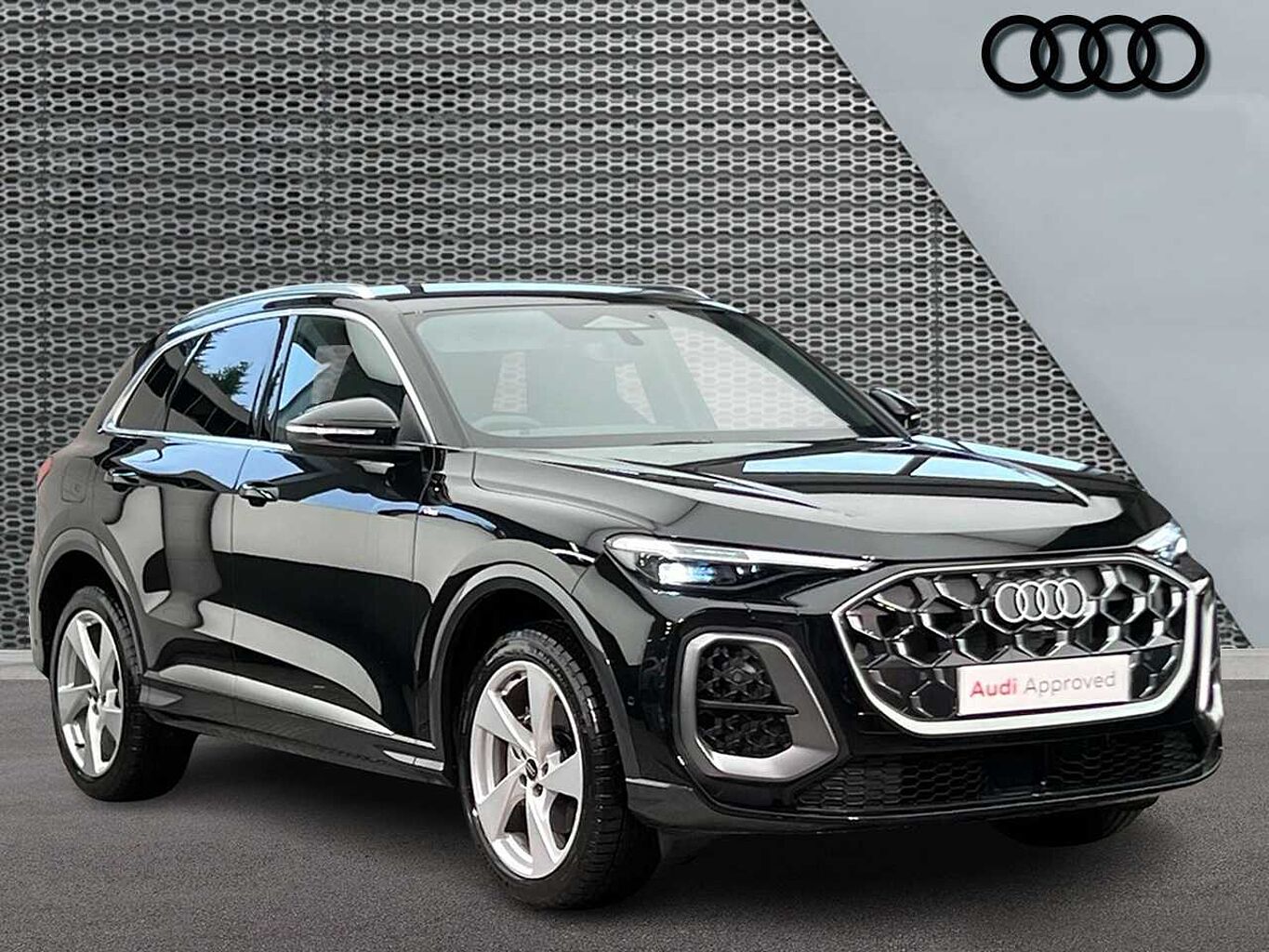 Main listing image - Audi Q5