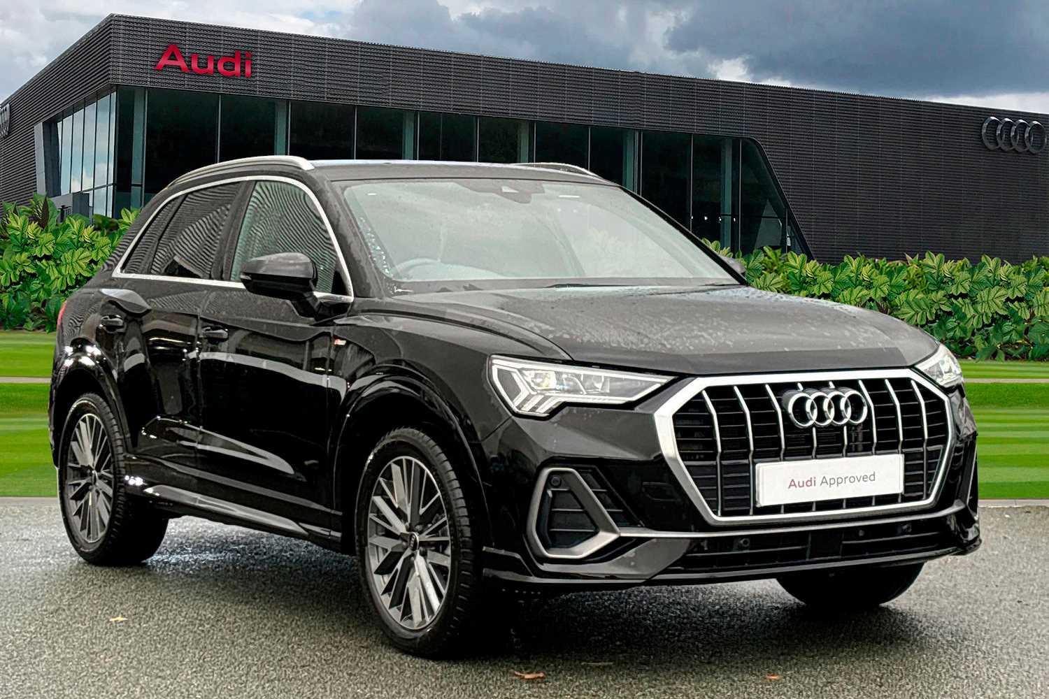 Main listing image - Audi Q3