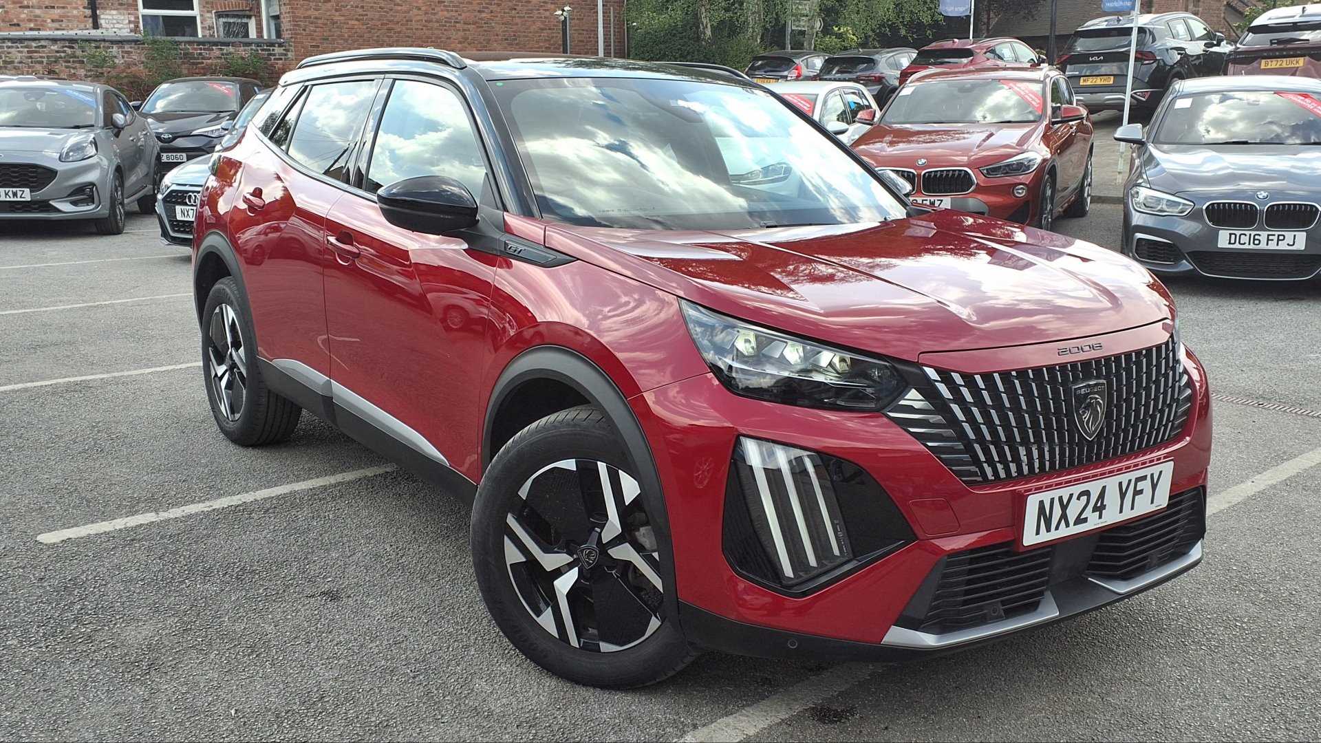 Main listing image - Peugeot 2008