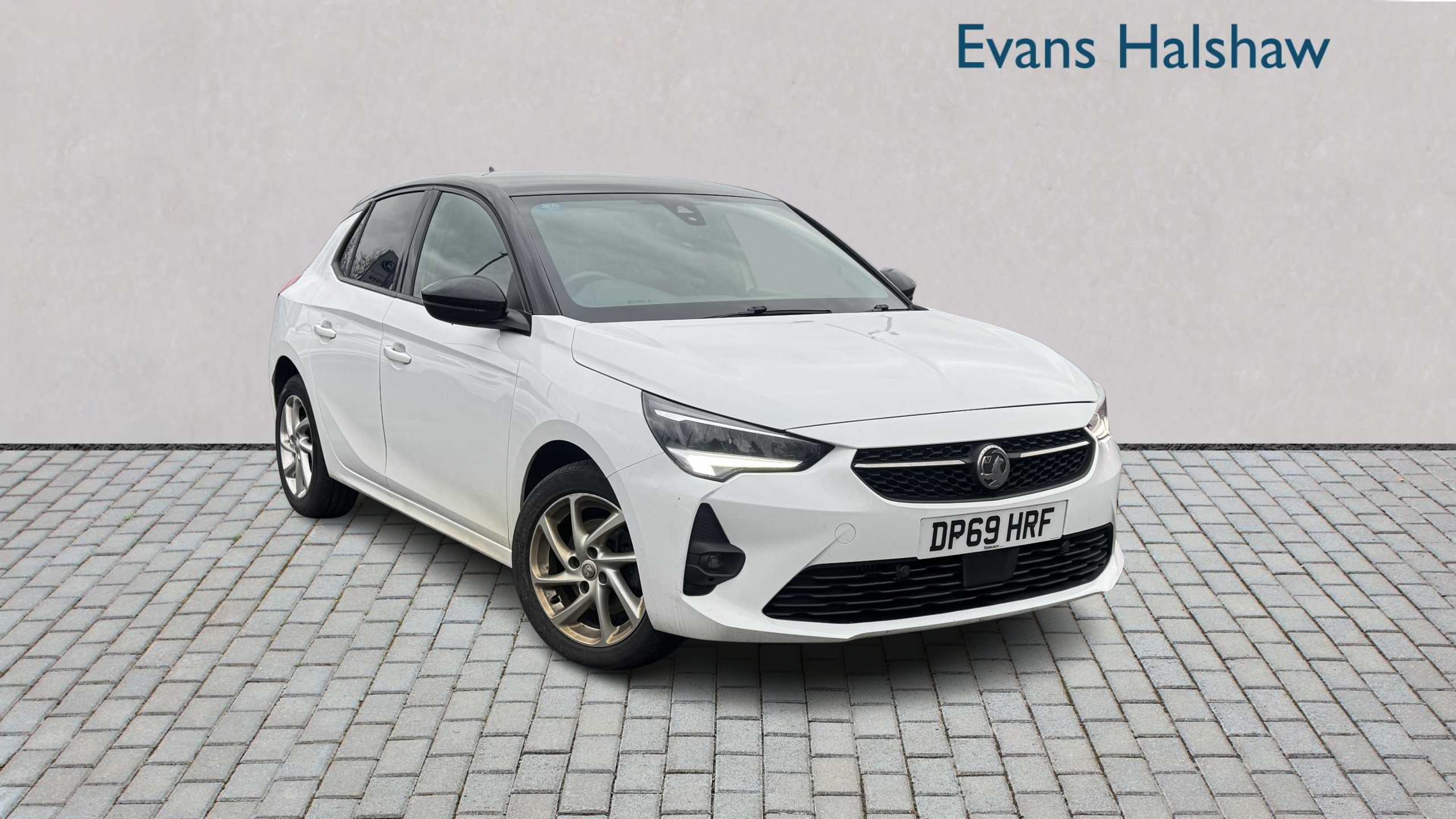 Main listing image - Vauxhall Corsa