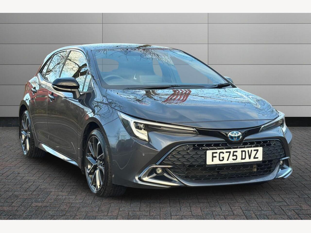 Main listing image - Toyota Corolla