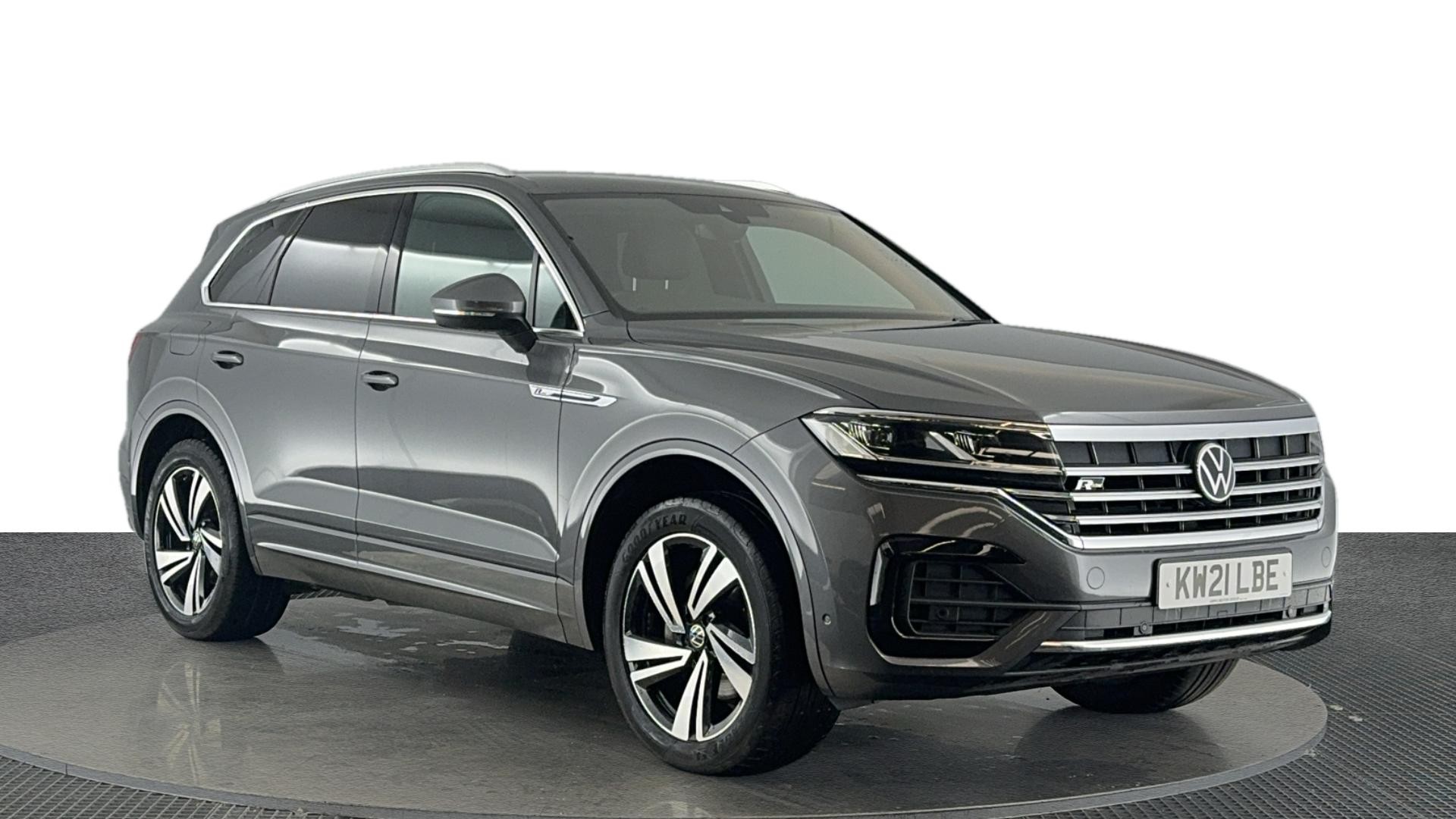 Main listing image - Volkswagen Touareg