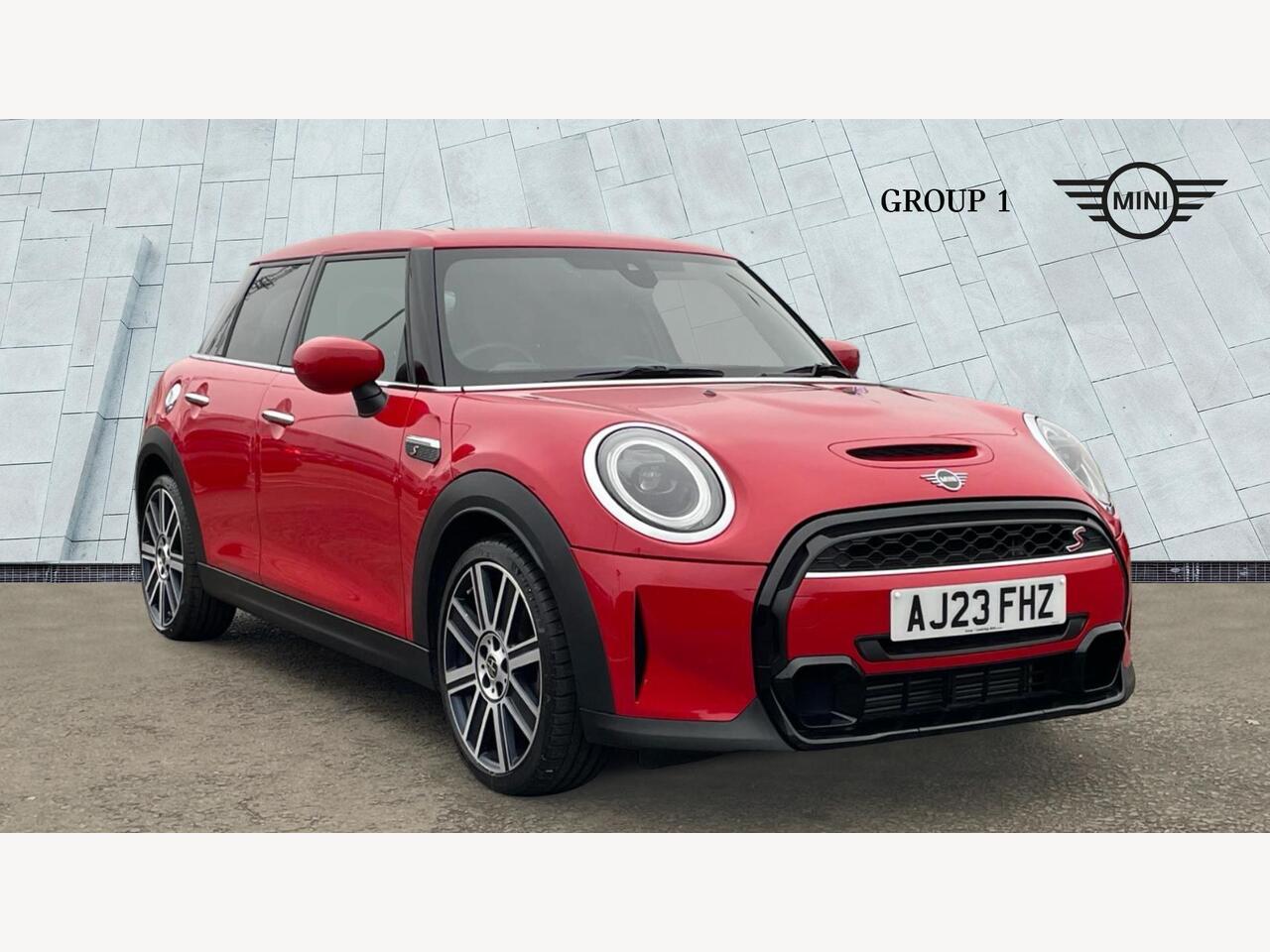 Main listing image - MINI Hatchback 5dr