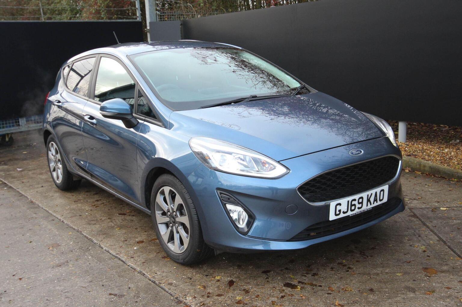 Main listing image - Ford Fiesta