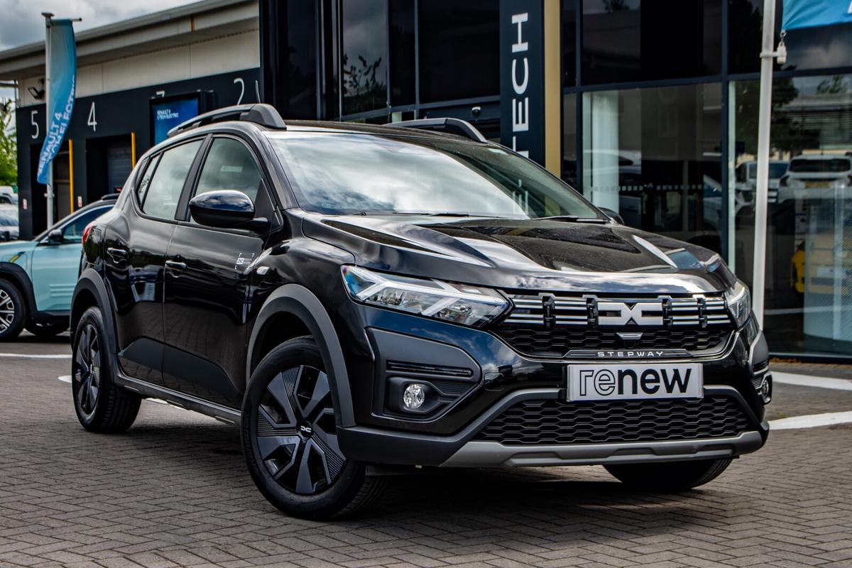 Main listing image - Dacia Sandero Stepway