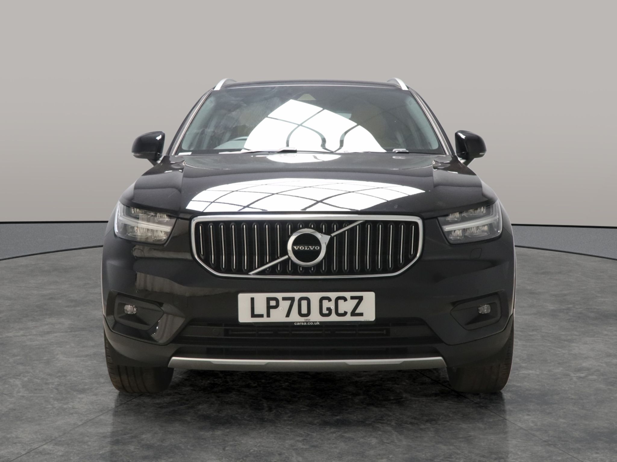 Main listing image - Volvo XC40