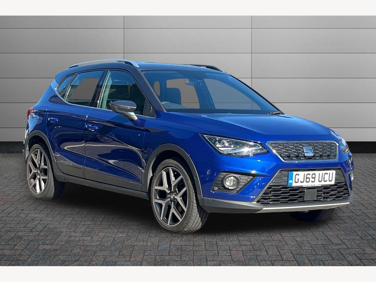 Main listing image - SEAT Arona