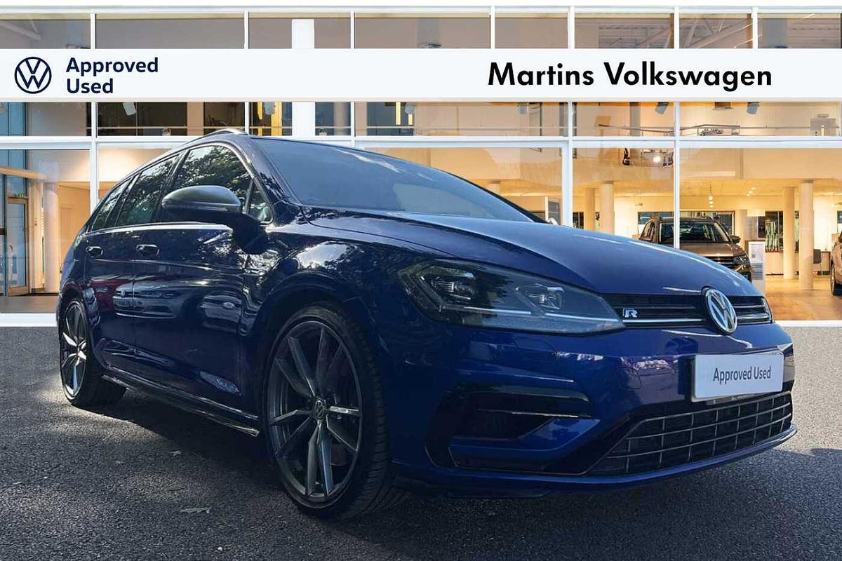 Main listing image - Volkswagen Golf Estate