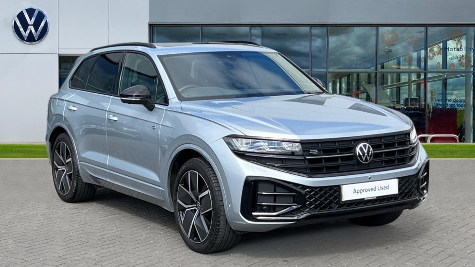 Main listing image - Volkswagen Touareg