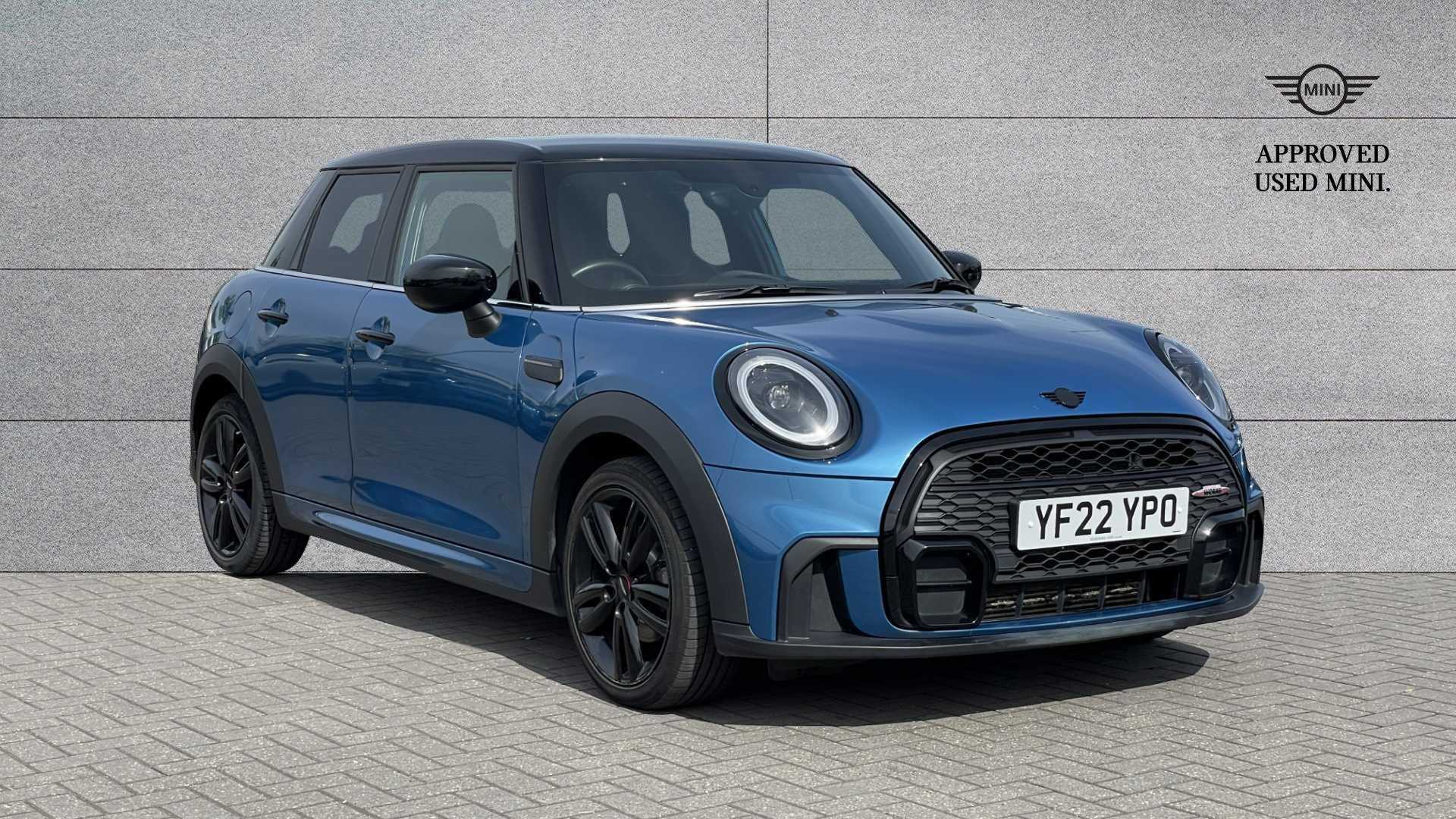 Main listing image - MINI Hatchback 5dr