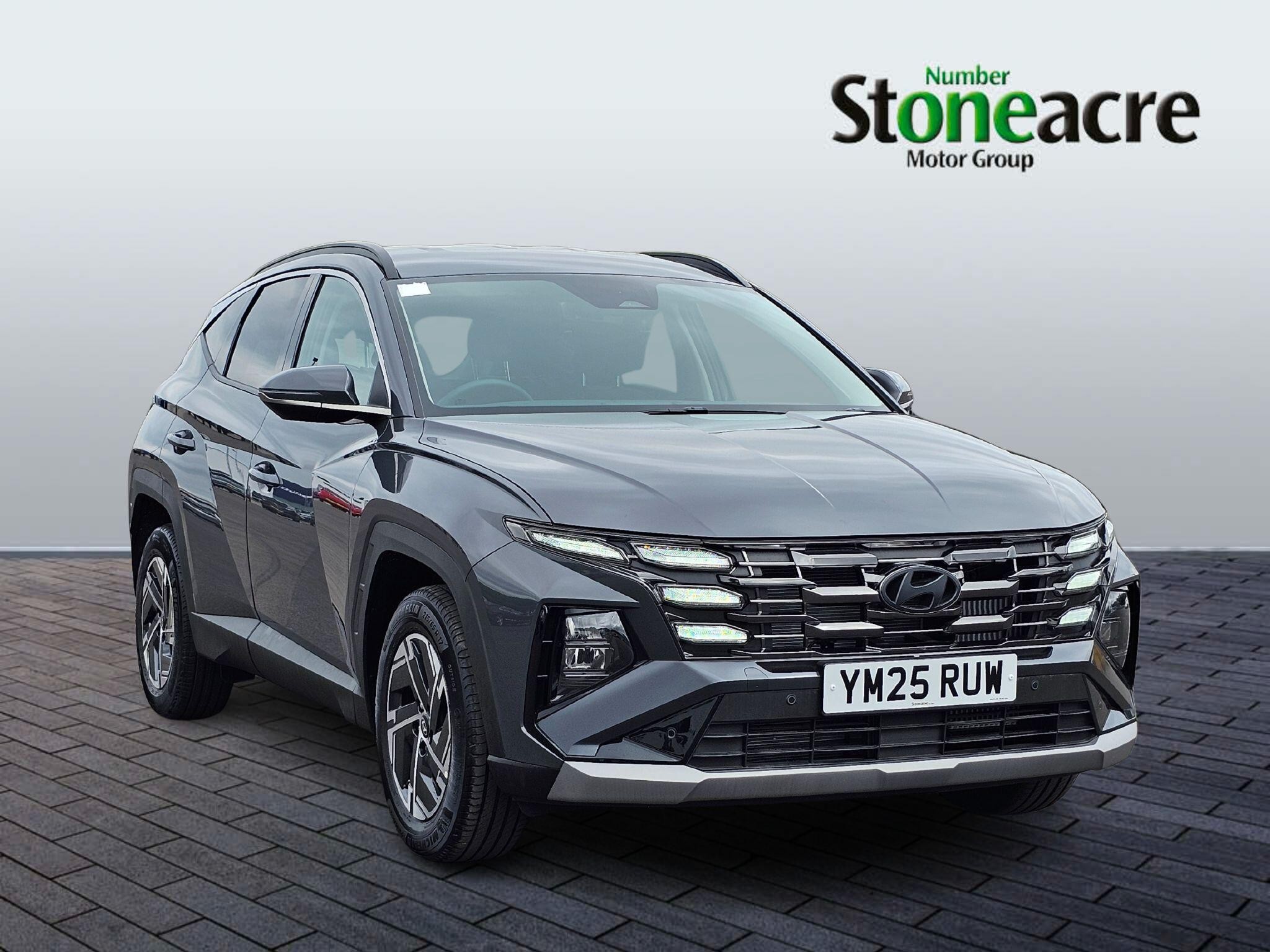 Main listing image - Hyundai Tucson