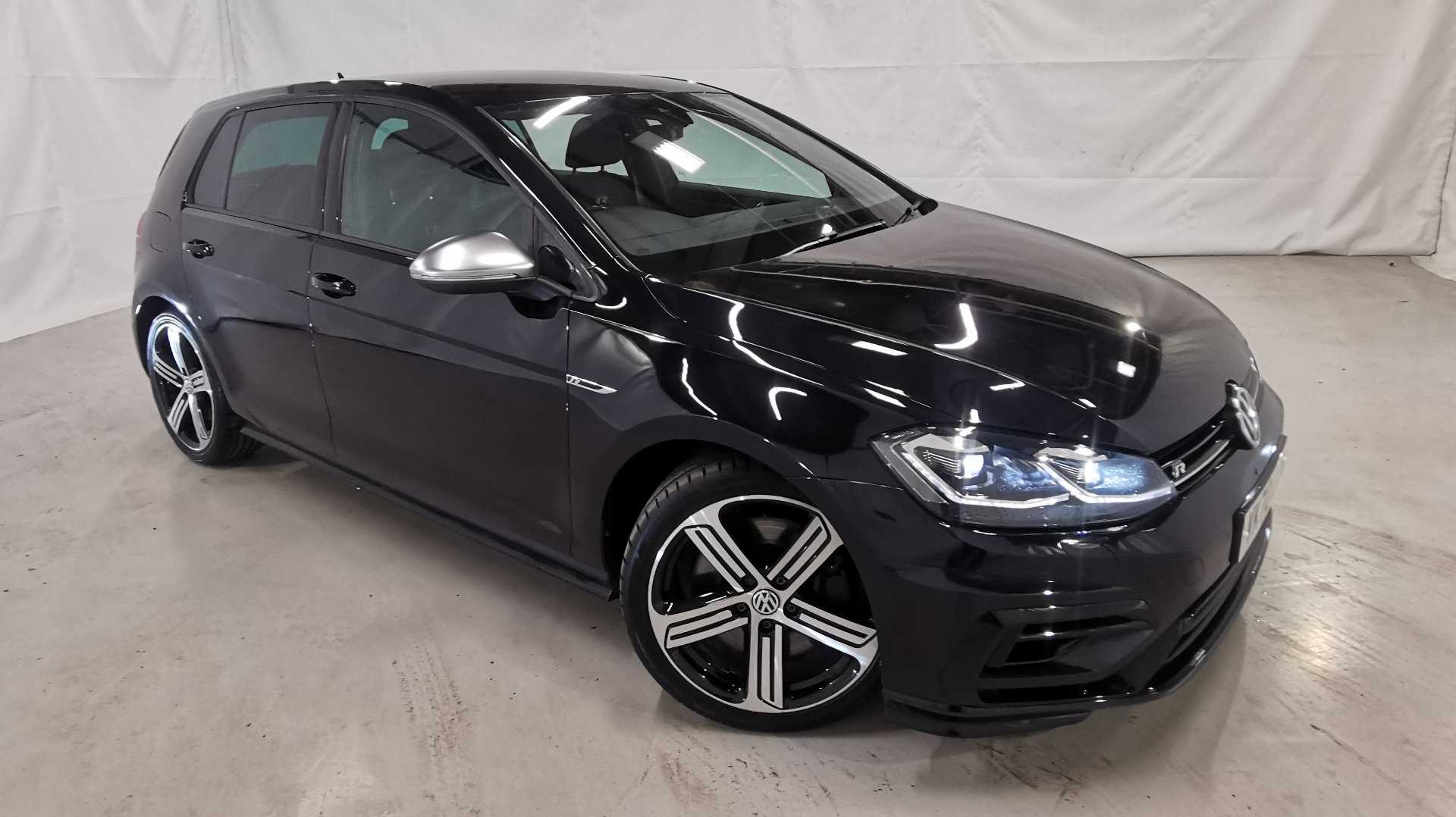 Main listing image - Volkswagen Golf R