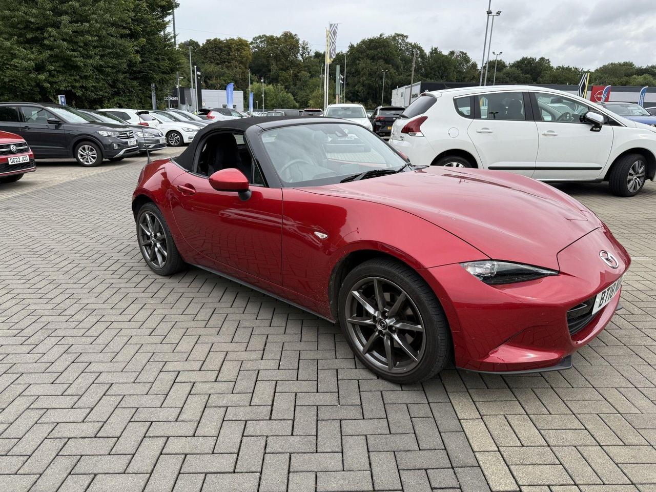 Main listing image - Mazda MX-5