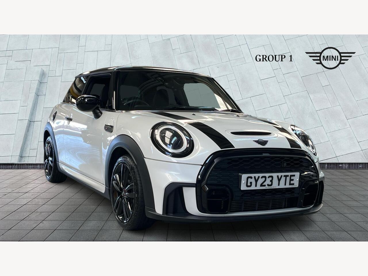 Main listing image - MINI Hatchback