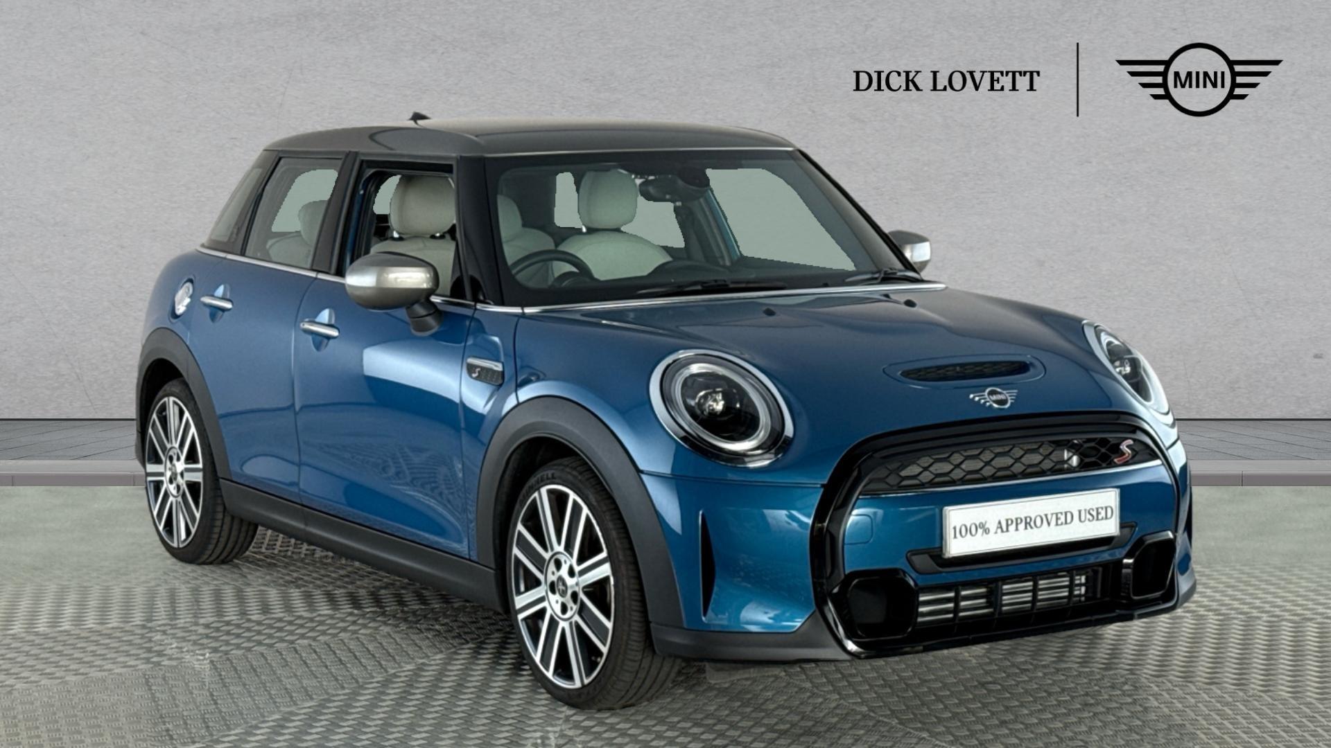 Main listing image - MINI Hatchback 5dr