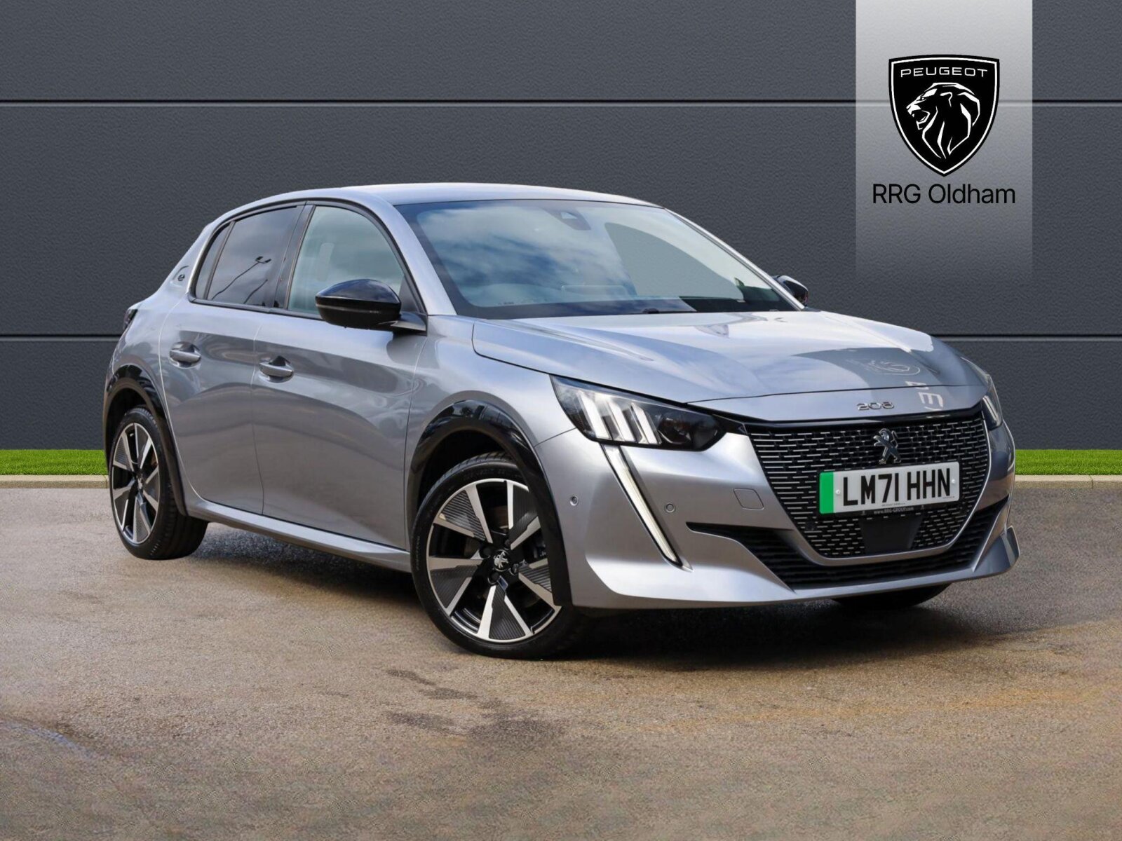 Main listing image - Peugeot e-208