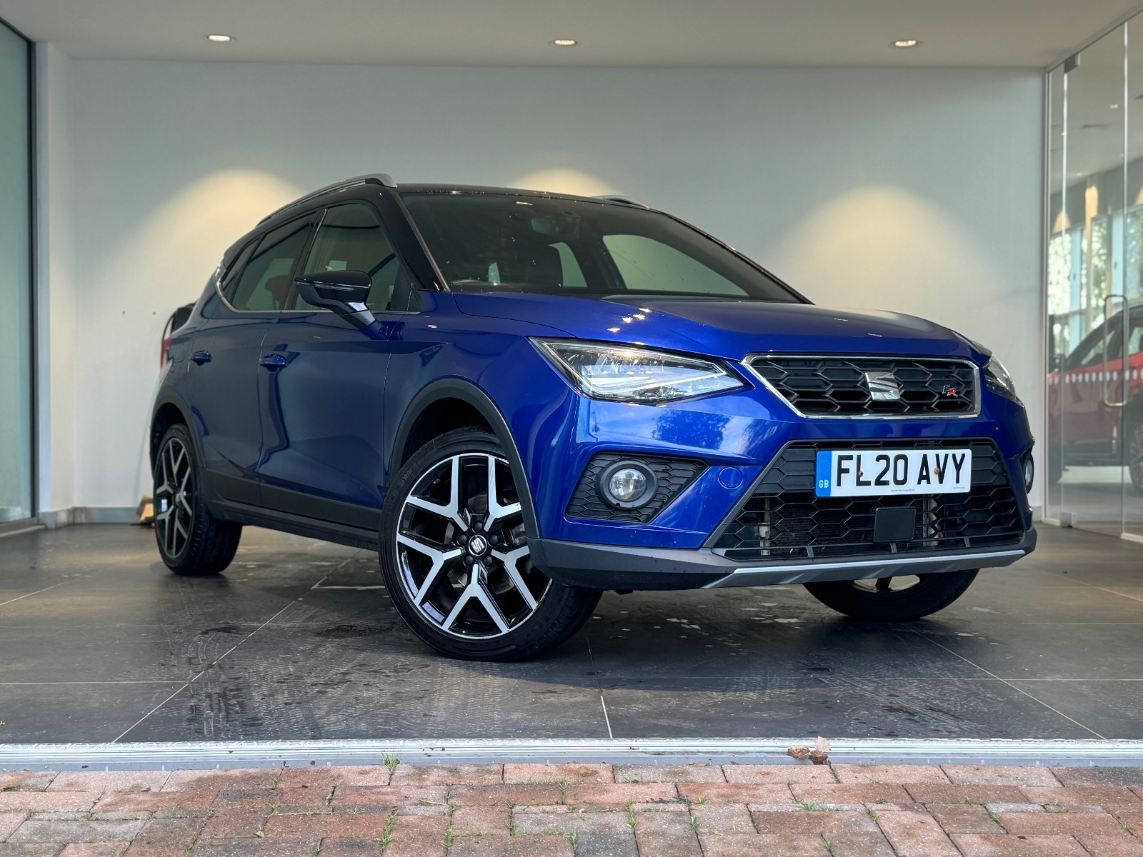 Main listing image - SEAT Arona