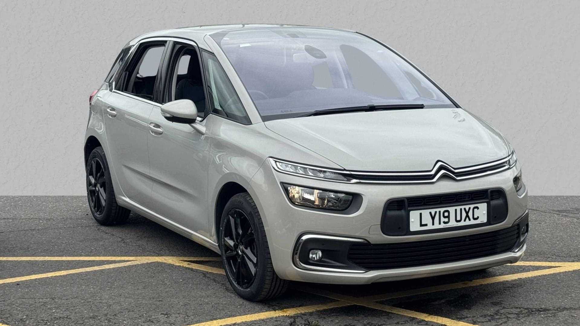 Main listing image - Citroen C4 SpaceTourer