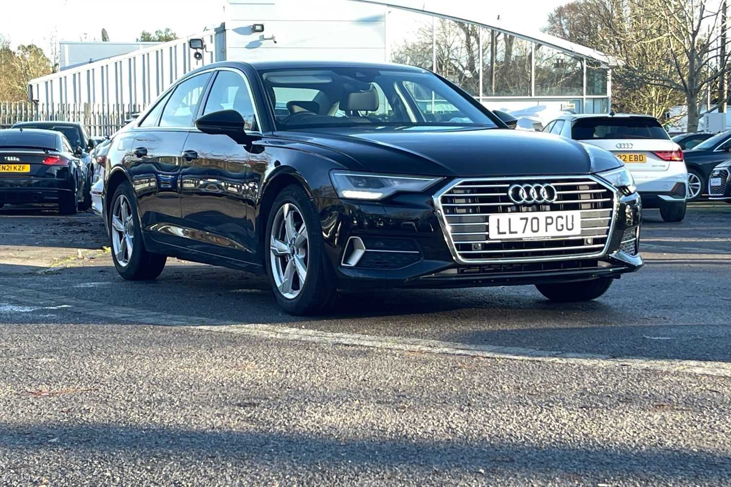 Main listing image - Audi A6