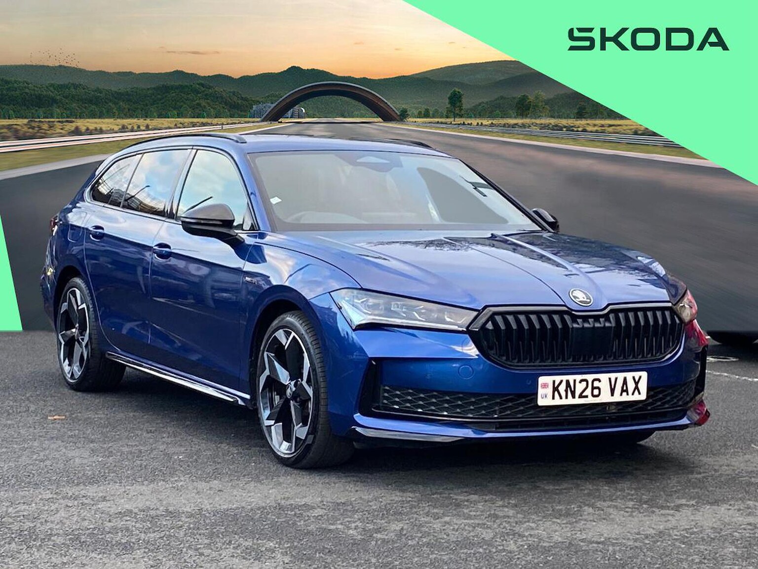 Main listing image - Skoda Superb