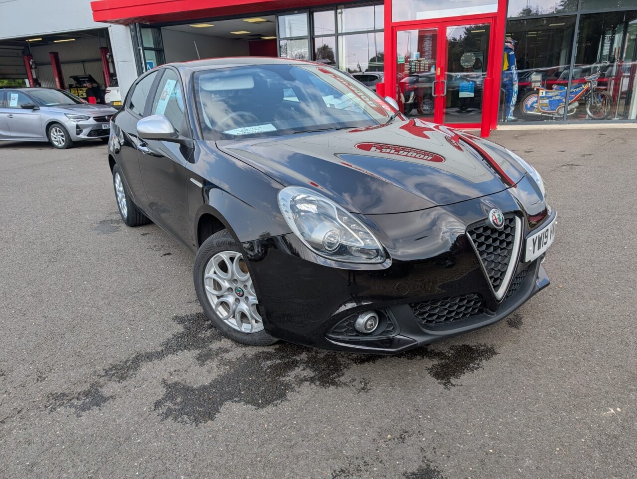 Main listing image - Alfa Romeo Giulietta