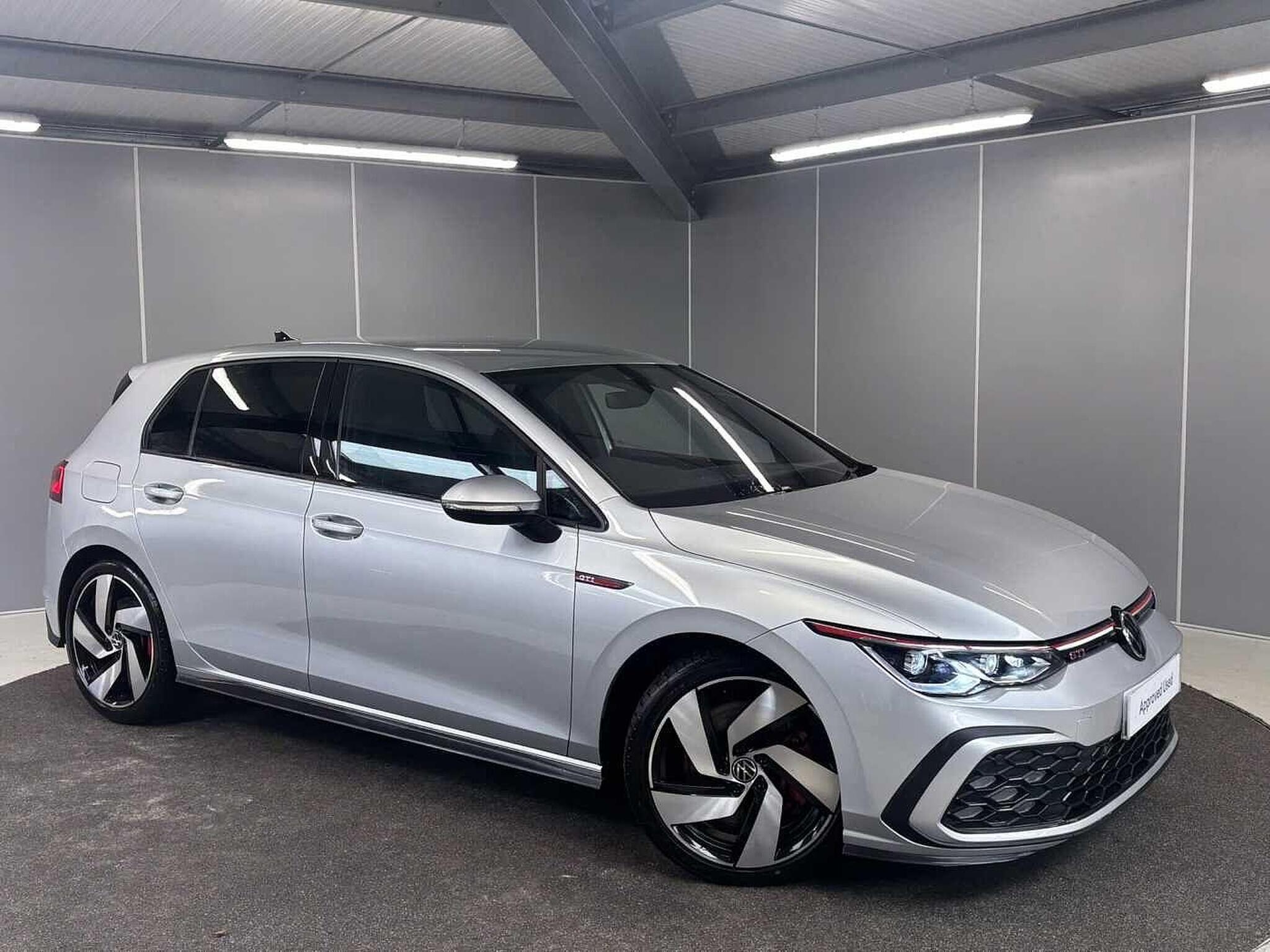 Main listing image - Volkswagen Golf GTI
